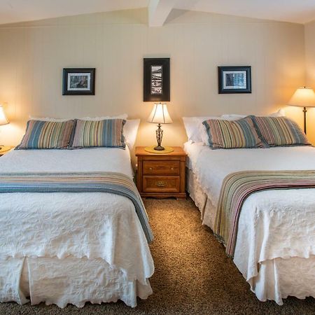 Redwood Suites ファーンデール エクステリア 写真